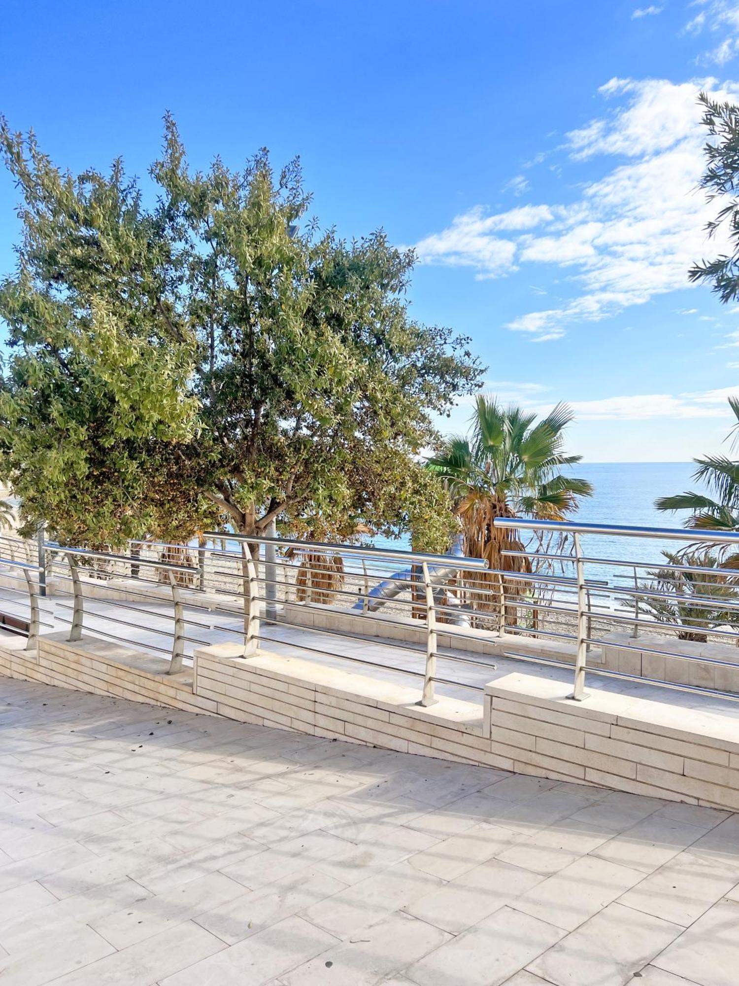 A 100 Metros De La Playa. Parking Gratuito Privado Apartment Alicante Exterior photo